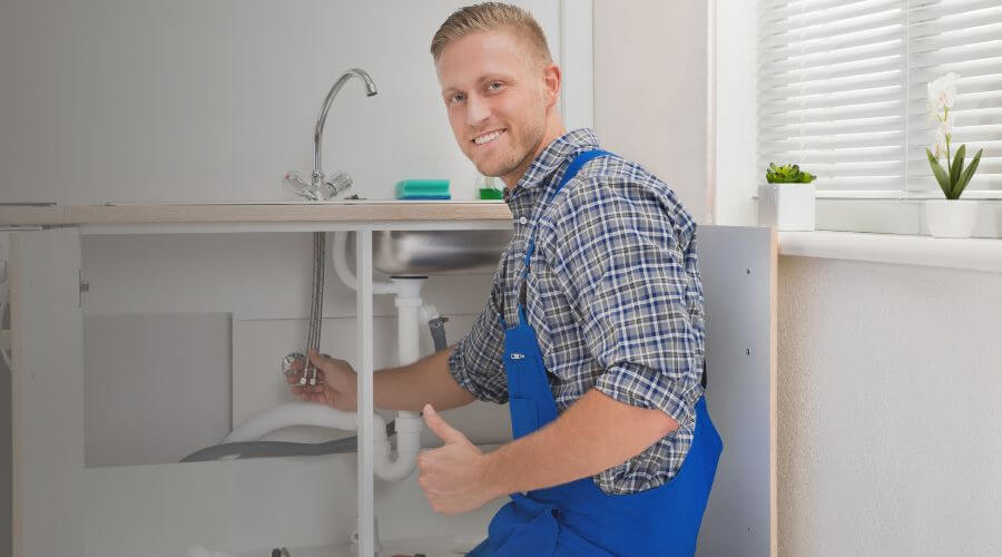 Local tankless water heater installation in Forest City, MO